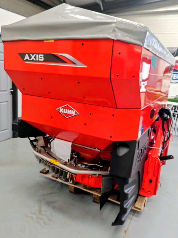 KUHN AXIS 40.2 M-EMC – W VARI-SPREAD ISOBUS PRO FERT SPREADER